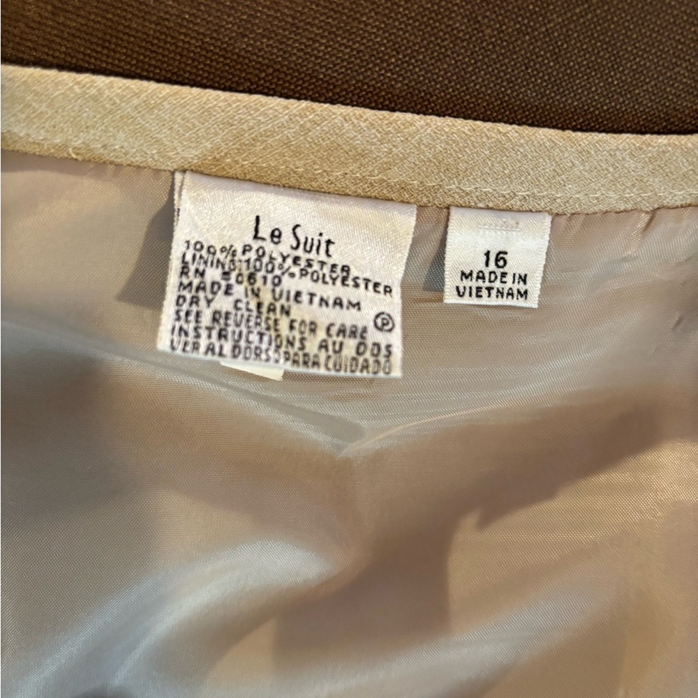 Le Suit Cream Maxi Pencil Skirt for Work - Picture 3 of 5